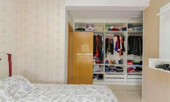 Imagem 5: Sobrado para Venda em Curitiba, Xaxim, 3 dormitórios, 1 suíte, 2 banheiros, 3 vagas