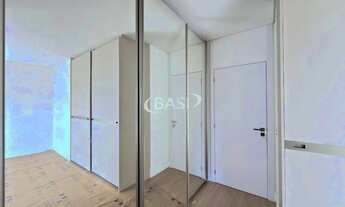 Imagem 7: Apartamento semimobiliado com 3 suítes e 3 vagas