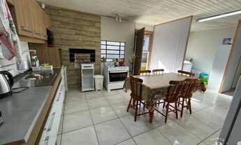 Imagem 4: Casa com 4 dormitórios, churrasqueira, vaga de garagem, à 700m do mar em Imbé