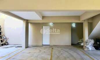 Imagem 6: Casa residencial disponível para venda no bairro Cidade Jardim em Uberlândia-MG