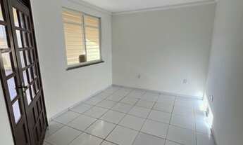 Imagem 3: Casa com 3 Quartos e 2 banheiros à Venda, 105 m² por R$ 348.000