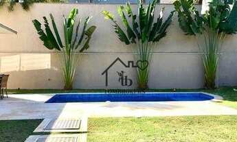 Imagem 4: Casa a venda em Alphaville com arquitetura moderna e muito conforto