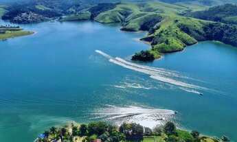 Imagem: Lote/Terreno para venda possui 700 metros