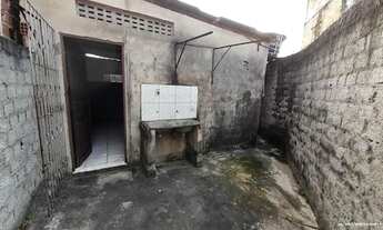 Imagem 5: Casa para Venda em Camaçari, Gleba E, 2 dormitórios, 1 banheiro, 2 vagas