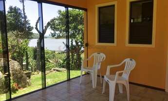 Imagem 4: Casa para Venda em Garopaba, Macacu, 3 dormitórios, 2 banheiros