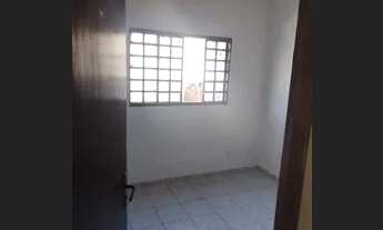 Imagem 4: Alugo casa 2 quartos cozinha banheiro entrada independente + garagem