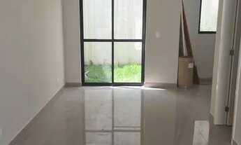 Imagem 3: Sobrado para Venda em Curitiba, Xaxim, 3 dormitórios, 1 suíte, 4 banheiros, 2 vagas