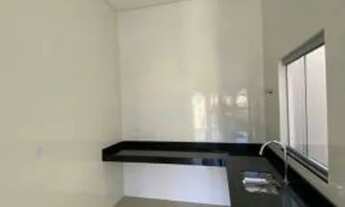 Imagem 7: Casa para venda possui 105 metros quadrados com 3 quartos em Jardim Peabiru - Botucatu - S