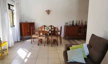 Imagem 2: Excelente Casa com 5 Quartos e Varanda Gourmet Completa com Piscina e Linda Vista !!