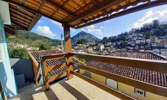 Imagem 4: Casa para Venda em Teresópolis, Tijuca, 3 dormitórios, 2 banheiros, 3 vagas