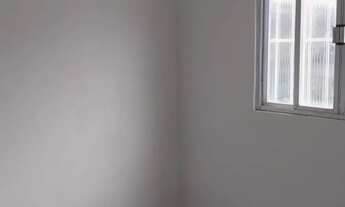 Imagem 3: Kitnet em Olinda, com garagem, próximo ao túnel, farto comércio, ônibus,a porta