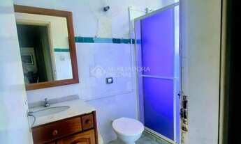 Imagem 2: Apartamento 2 dormitórios com 2 sacadas na frente do Hospital de Clinicas