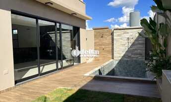 Imagem 2: Casa no condomínio Splendido disponível para venda em Uberlândia-MG