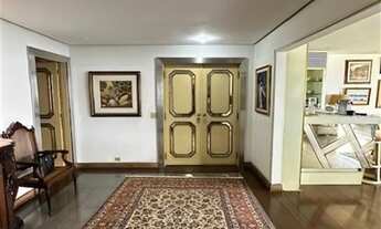 Imagem 3: Frontal mar no Leme, com belíssima vista para a montanha do Leme