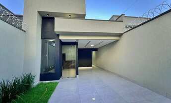 Imagem 2: Linda Casa à Venda no Village Santa Rita Conforto, Estilo e Localização Privilegiada!