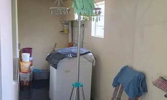 Imagem 6: Casa à Venda em Araucária com 3 Quartos, Garagem e Fácil Acesso ao Centro