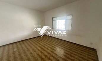 Imagem 2: EXCELENTE CASA AMPLA TOTALMENTE INDEPENDENTE COM QUINTAL E GARAGEM EM PIEDADE