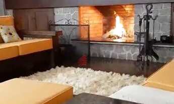 Imagem 2: Casa com 3 Quartos (1 Suíte) à Venda, 280 m² por R$ 998.000 - Quinta da Barra - Teresópoli