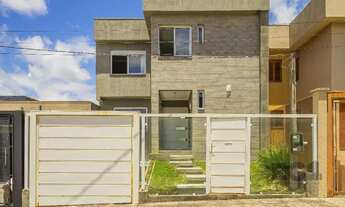 Imagem 2: Sobrado, 185 metros quadrados privativo, com 3 quartos, 1 suíte, Living e cozinha integrad