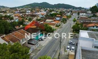 Imagem 7: Casa em Rua Senador Rodrigo Lobo - Iririú - Joinville/SC