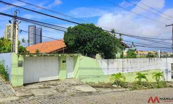 Imagem: Casa em Candelária, 4 quartos, sendo 2