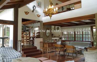 Imagem 3: Casa com 5 quartos em Parque do Ingá - Teresópolis - RJ