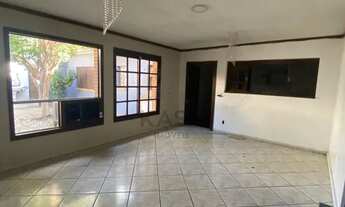 Imagem 7: Sobrado constituído por 03 dormitórios sendo 01 suíte, sala de estar e jantar, cozinha, ba