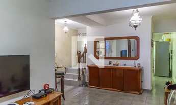 Imagem 2: Casa para Aluguel - Taboão, 4 Quartos, 167 m2