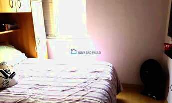 Imagem 7: Apartamento próximo a linha de Trólebus, com 2 dormitórios, 2 banheiros e 1 vaga