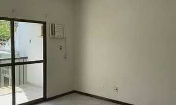 Imagem 3: Lindo Apto nos Cavaleiros c/ 3qts, send 1 suíte, 2brs, 1vg, amrs plnjds, área extrn churrq