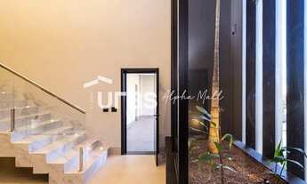 Imagem 5: Casa de condomínio para venda com 292 metros quadrados com 4 quartos