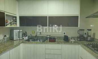 Imagem 7: Maravilhosa casa no condomínio Garden Park, junto da Freguesia , em ótimo estado!!!