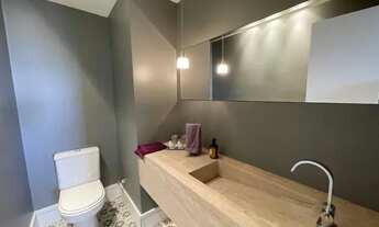 Imagem 6: Apartamento para aluguel e venda tem 218 metros quadrados com 4 quartos