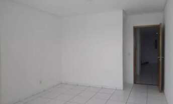 Imagem 2: Casa Amarela - 03 Qtos / 01 Suíte - 02 Vagas de garagem - Piscina