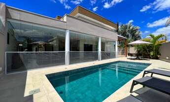 Imagem 3: Casa de condomínio sobrado para venda tem 310 metros quadrados com 3 quartos