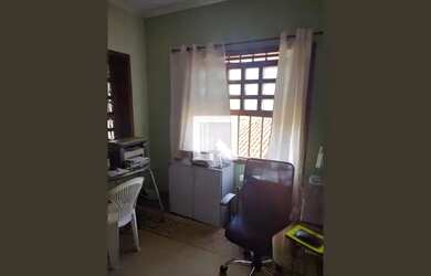 Imagem 6: Casa à Venda - Jardim Interlagos, 3 Quartos, 268 m2