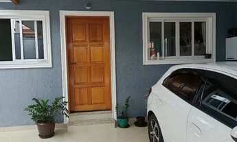 Imagem: Linda casa a venda Jacareí - Divisa com