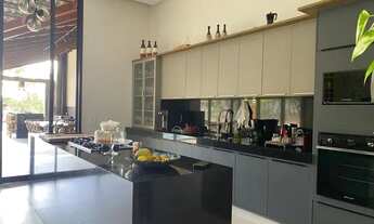 Imagem 4: Fazenda/Sítio/Chácara para venda tem 325 metros quadrados com 3 quartos