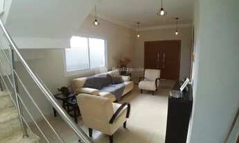 Imagem 2: VGC - Lindo Sobrado 4 Dormitórios e um quintal grande gramado