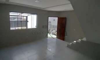 Imagem: Casa Sobrado em São José dos Campos