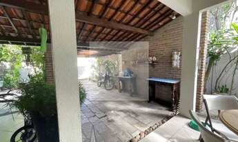 Imagem: Casa em Pituaçu 3/4 disponível para financiamento