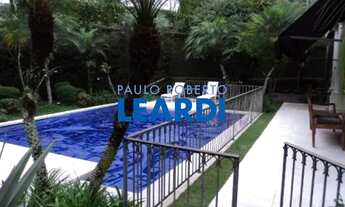 Imagem: CASA ASSOBRADADA - CIDADE JARDIM - SP