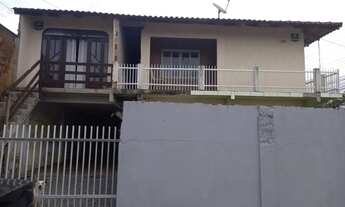 Imagem: Terrenho com casas de aluguel