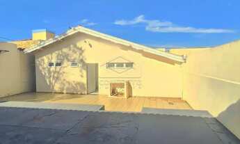 Imagem 2: EXCELENTE RESIDÊNCIA COM 03 DORMITÓRIOS E EDÍCULA