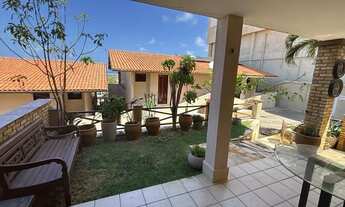 Imagem 4: Sobrado para venda possui 100 metros quadrados com 3 quartos em Porto das Dunas - Aquiraz