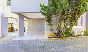 Imagem 5: Sobrado para Venda em Curitiba, Santa Felicidade, 3 dormitórios, 1 suíte, 3 banheiros, 2 v