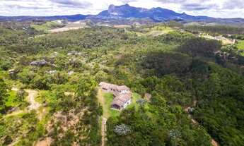 Imagem 7: Casa com vista direta para Pedra Azul e Forno Grande