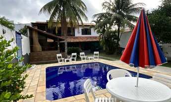 Imagem: Espaçosa casa em Niterói com Piscina e