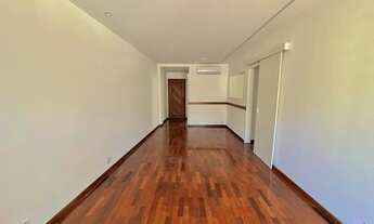 Imagem 4: Imóvel para venda tem 80 metros quadrados com 2 quartos em Cosme Velho - Rio de Janeiro