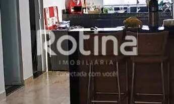 Imagem 4: Chacara à venda, 3 quartos, Morada Nova - Uberlândia/MG - Rotina Imobiliária